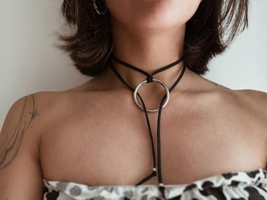 Choker Sara